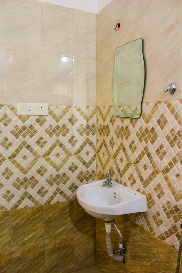 Magic Land Resorts Athirapally Irinjalakuda 외부 사진